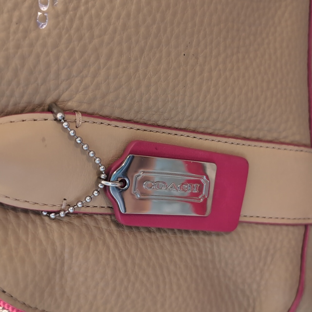 Coach Tan and Pink Women's Bag - Picture 3 of 7